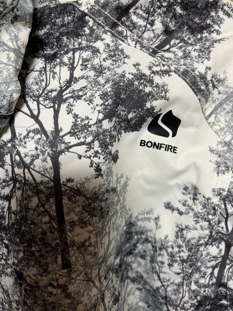 有名ブランド　スノーボード3点セット　ウェア上下セット　シャツ　計6点セット