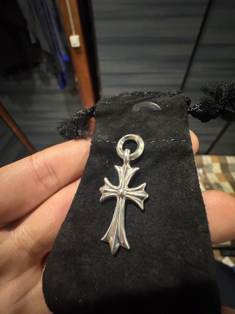 クロムハーツ　タイニークロス　ネックレス