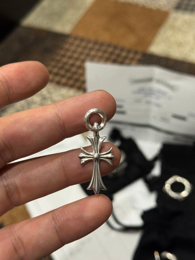 クロムハーツ　タイニークロス　ネックレス
