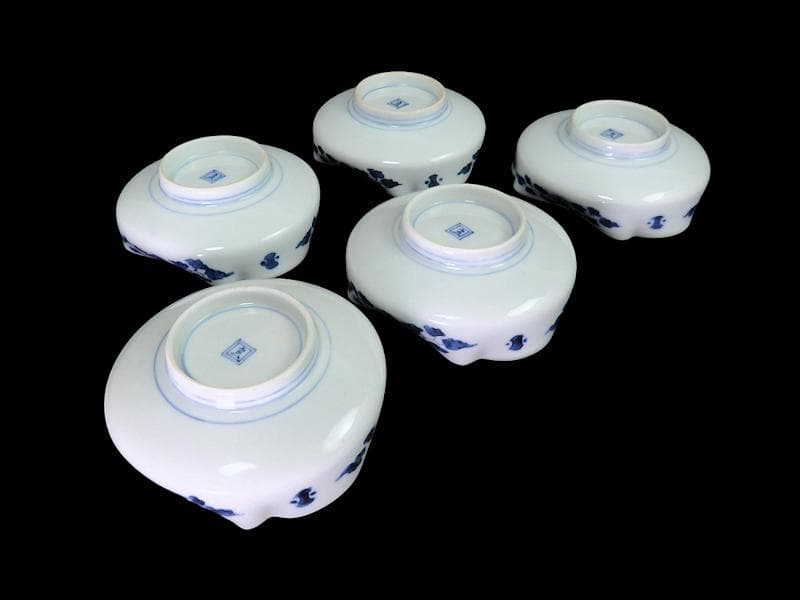 平戸　古伊万里　染付　岩に松の図　富士型変形皿　B354AS-DCk