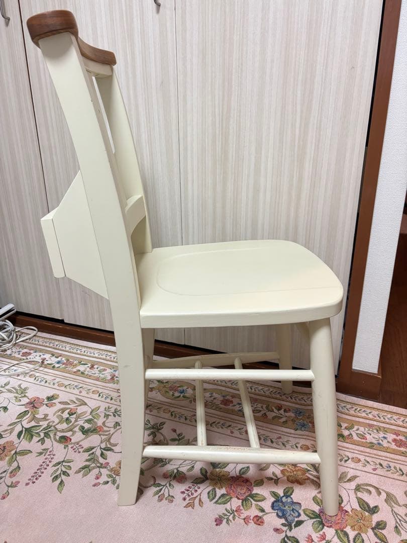 シャビーシック　チャーチチェア　ヴィンテージ 椅子　チェア　白家具