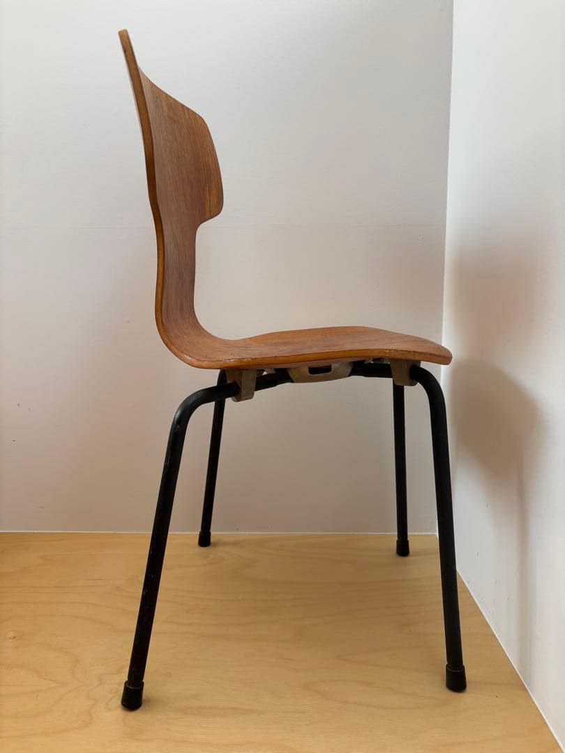 Tチェア Model3123 アルネ・ヤコブセン キッズ　ビンテージ