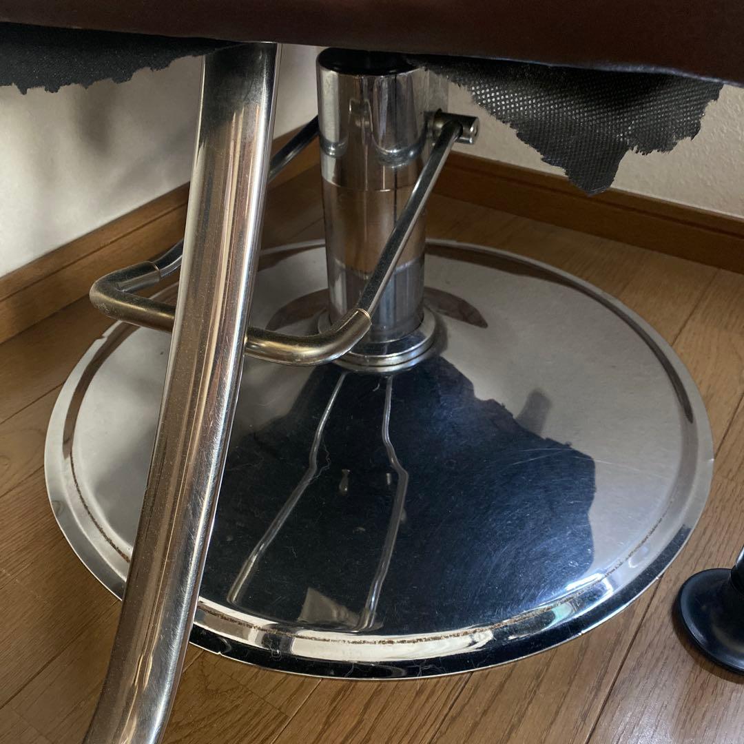 引き取り限定　美容院　椅子　スタイリングチェア 3脚セット