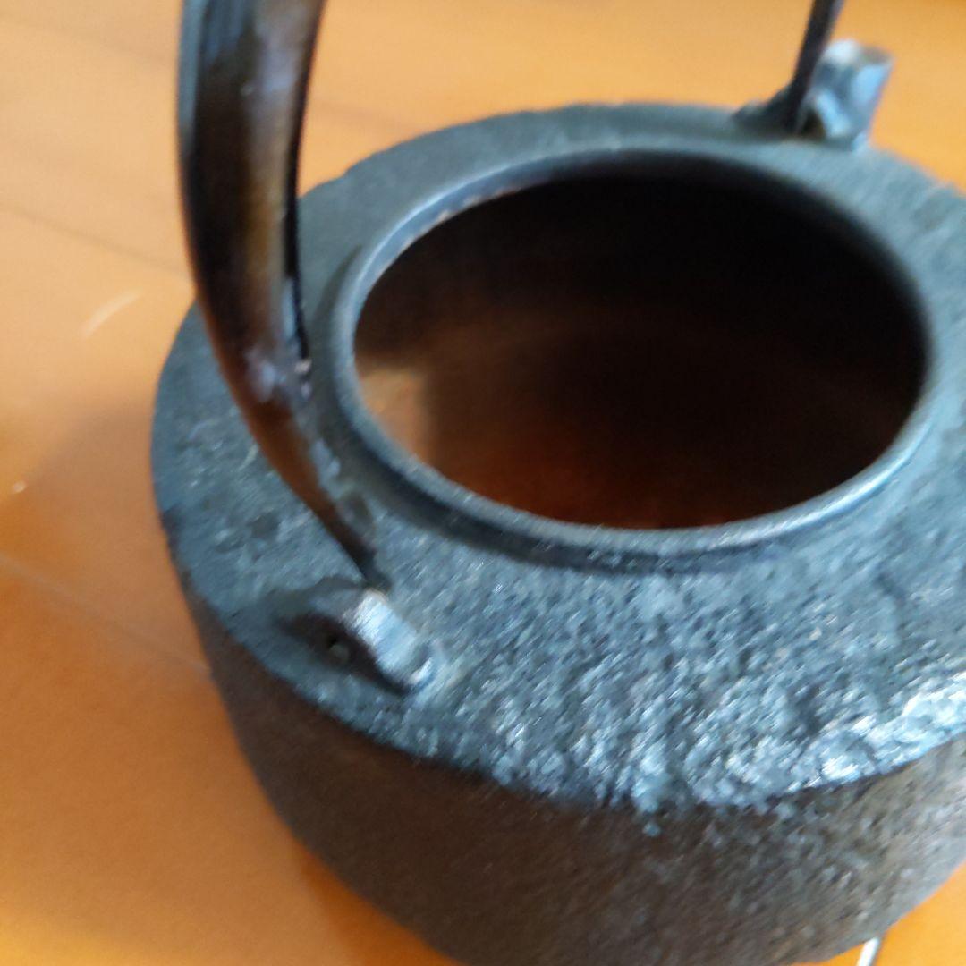 黒色鉄瓶 銅蓋付き 約20cm