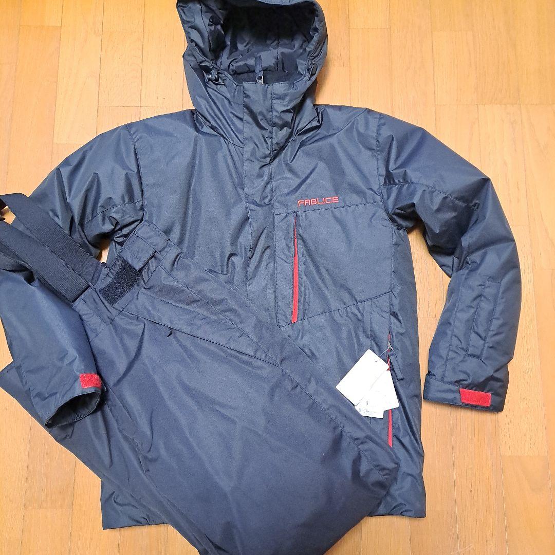 新品　スキーウェア　黒　Sサイズ