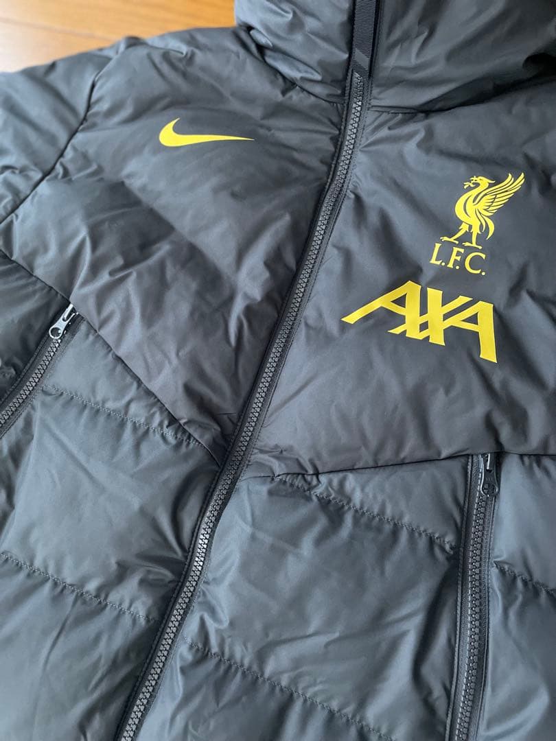 NIKE ナイキ Liverpool リバプールFCダウンコート ベンチコート