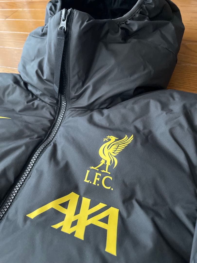 NIKE ナイキ Liverpool リバプールFCダウンコート ベンチコート