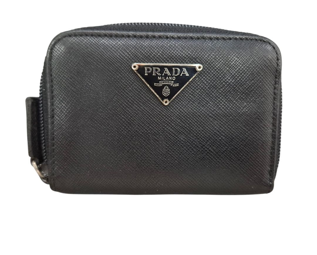 PRADA サフィアーノ ブラック ラウンドファスナーケース