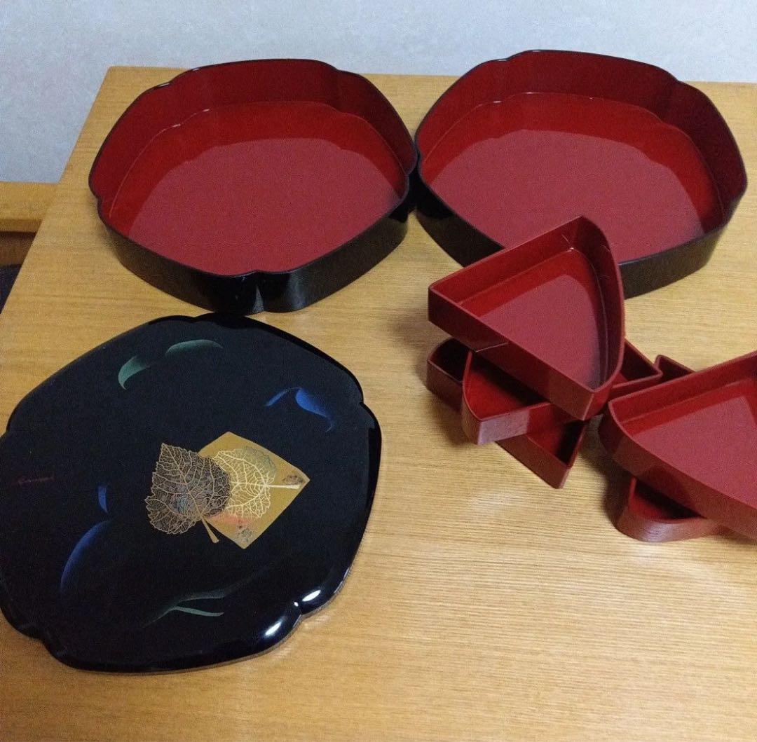 漆塗り八角形重箱 3段式