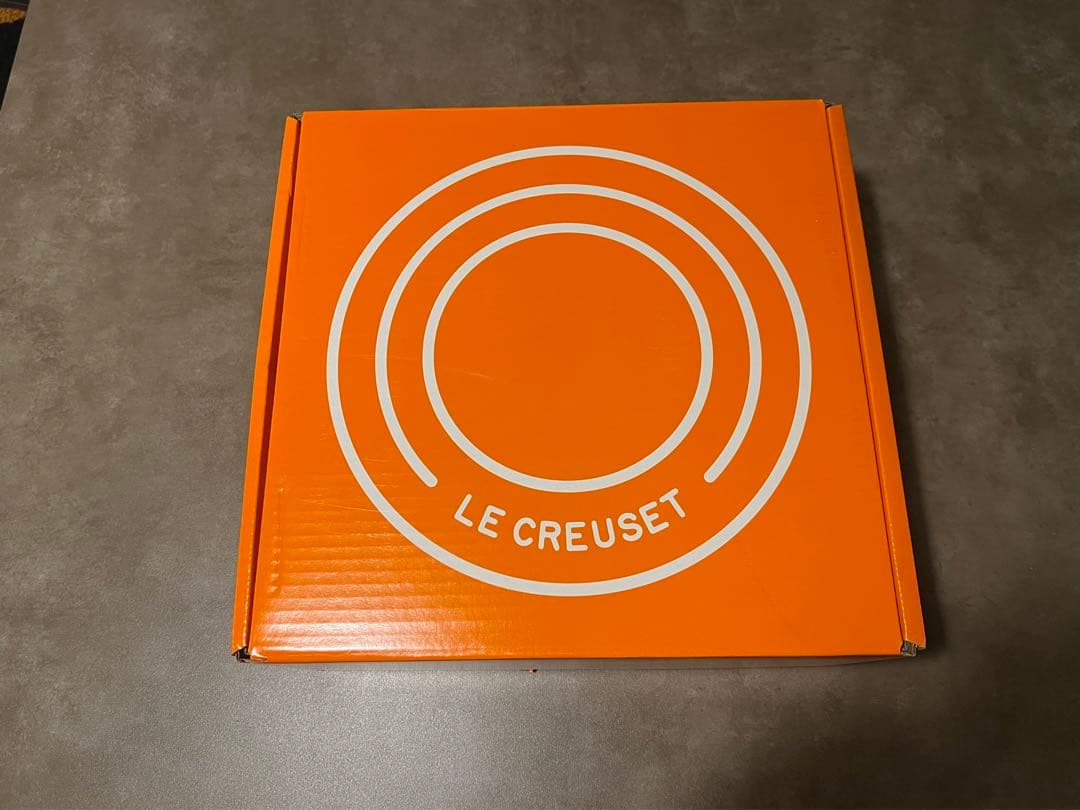 レア　ルクルーゼ キッチンポットスタンド 5段 アーティチョーク 限定色