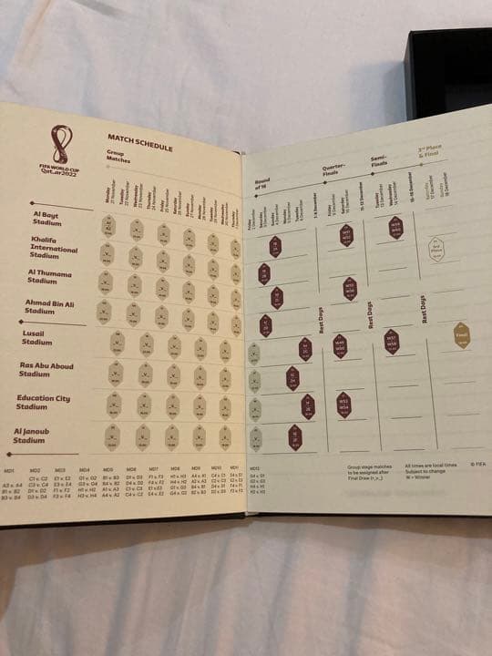 カタール限定ワールドカッププレミアムステーショナリーセット　ノート
