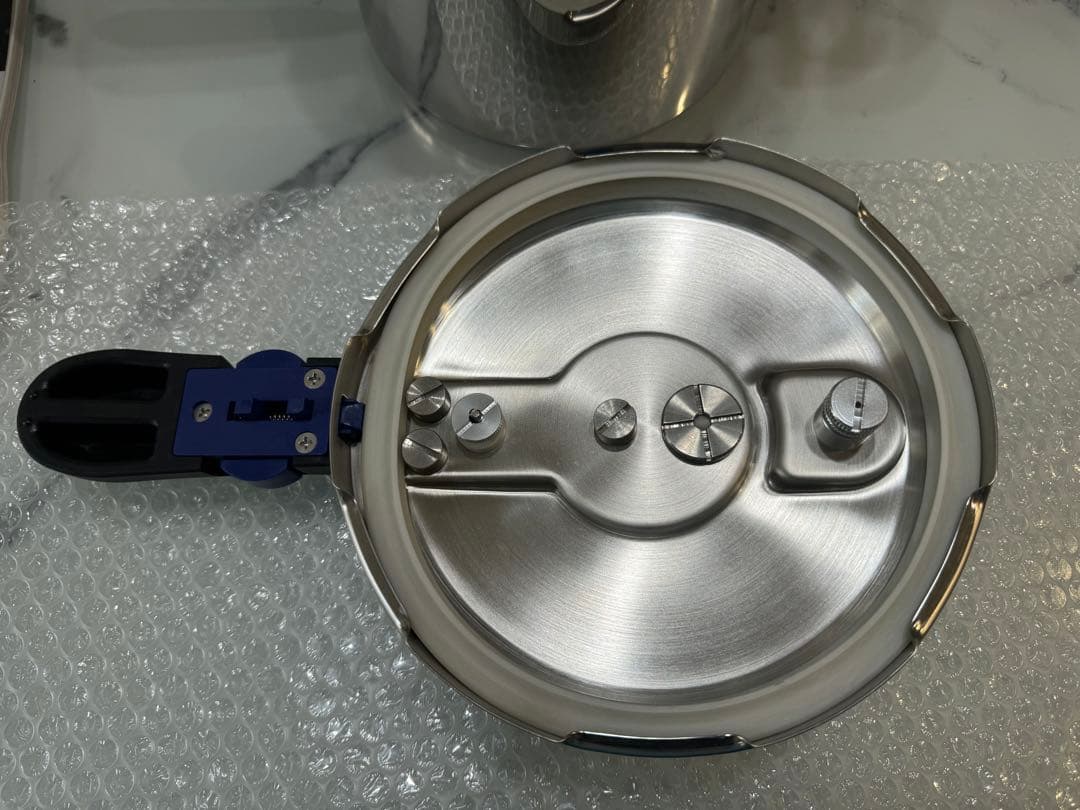 ワンダーシェフ　マクサス片手圧力鍋　３リットル新品未使用