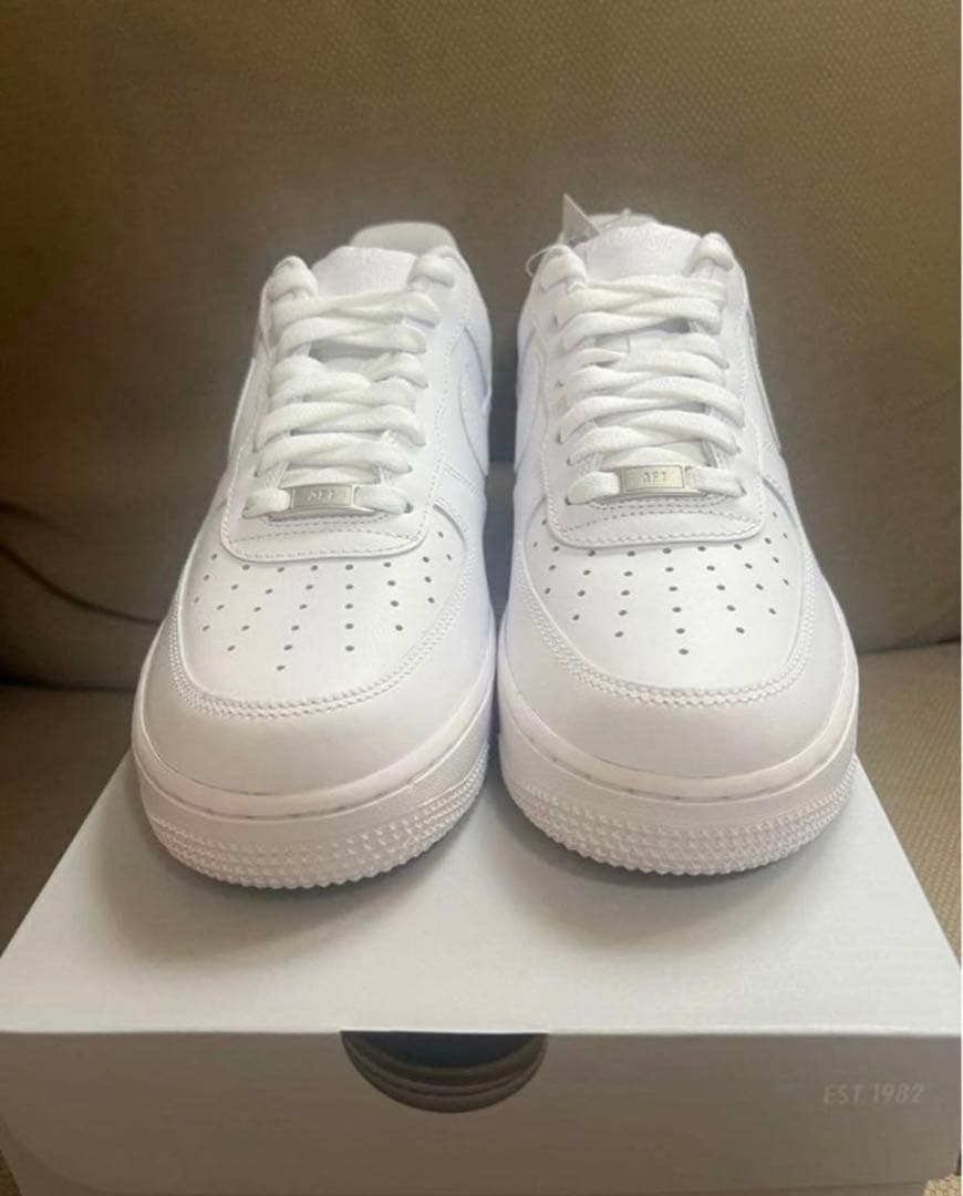 新品未使用品 Nike Air Force 1 ホワイト 26.5cm