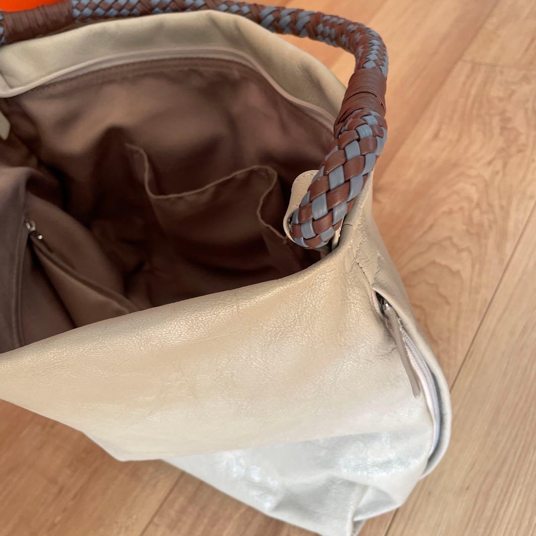 ＜本革/ミディアムサイズ/軽量＞ミックス編みワンハンドル バッグ