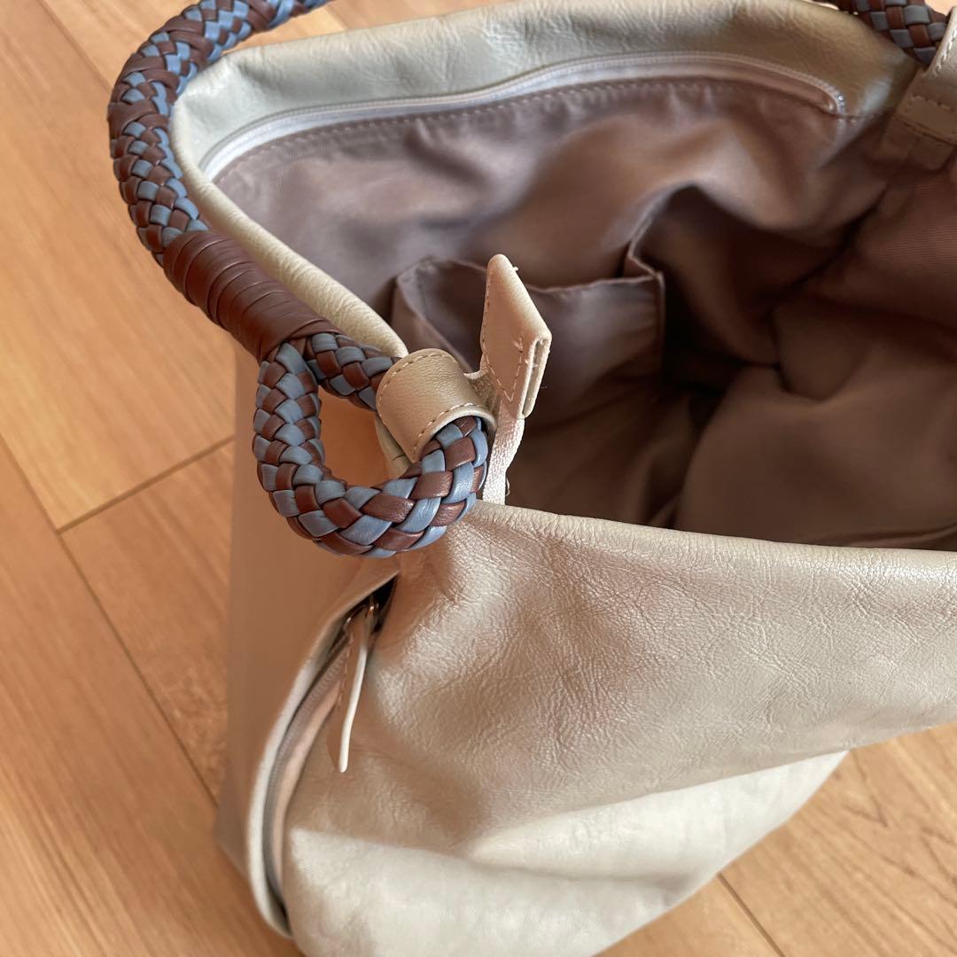 ＜本革/ミディアムサイズ/軽量＞ミックス編みワンハンドル バッグ