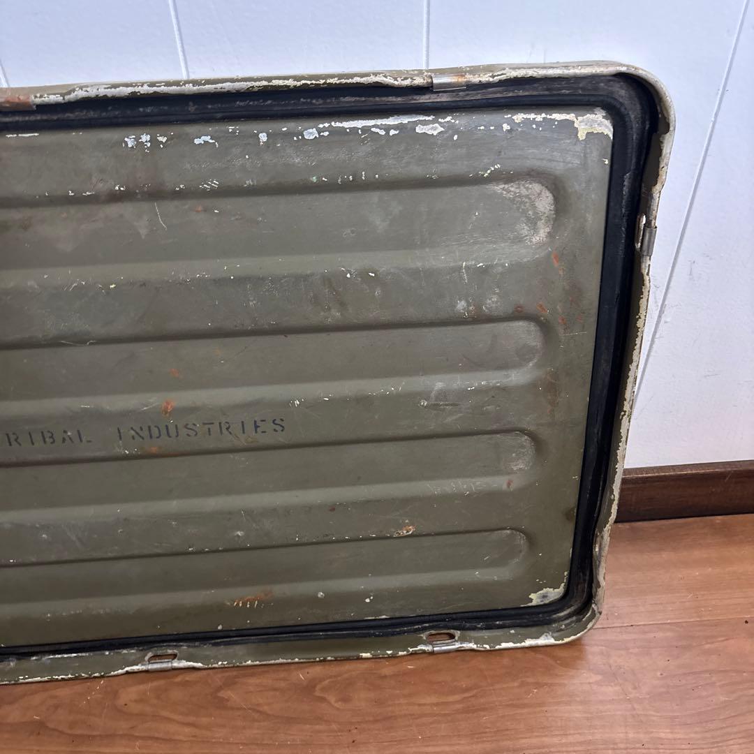 米軍　実物　アルミコンテナ　送料無料