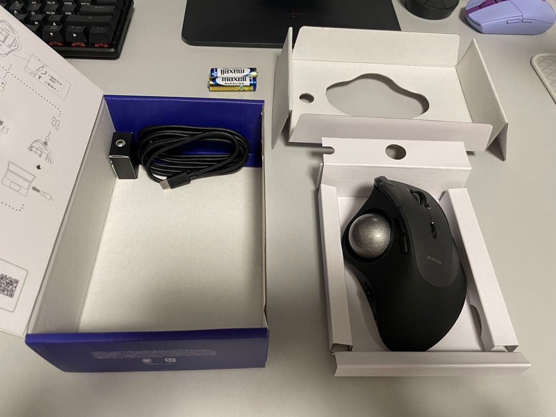 トラックボール”IST PRO\"(親指操作タイプ) M-IPT10MRSBK