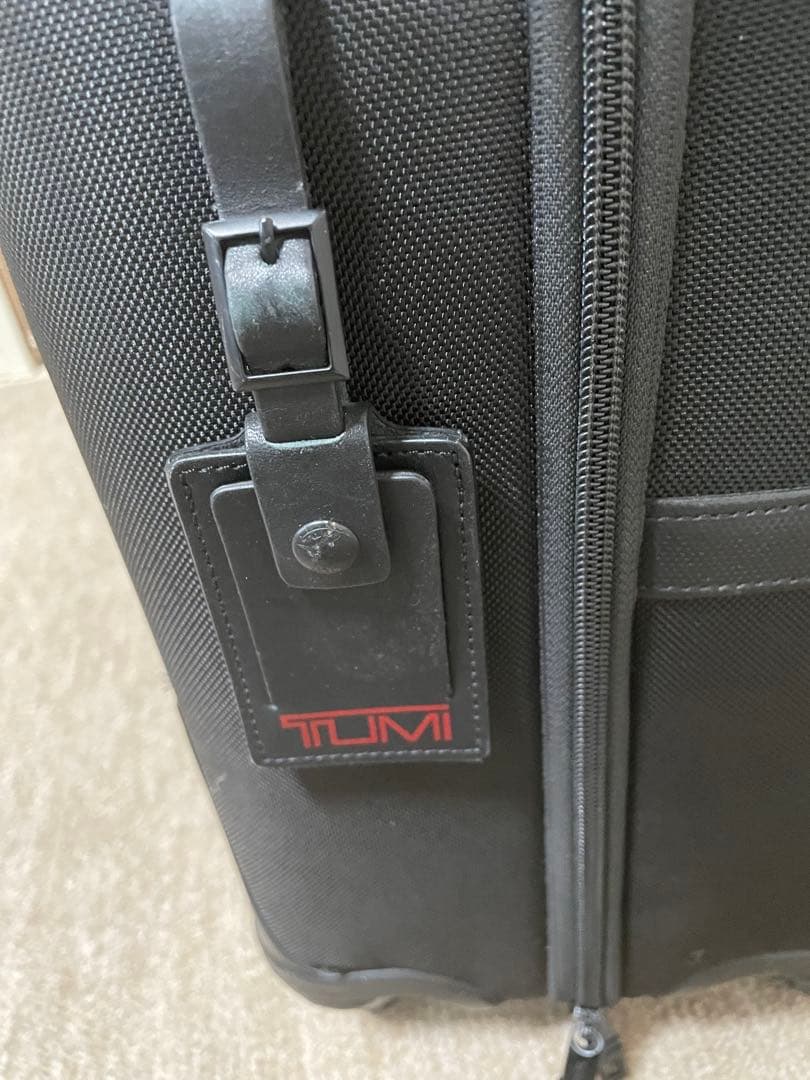 TUMI コンパクト・4ウィール・ブリーフ　ALPHA2 キャリーケース