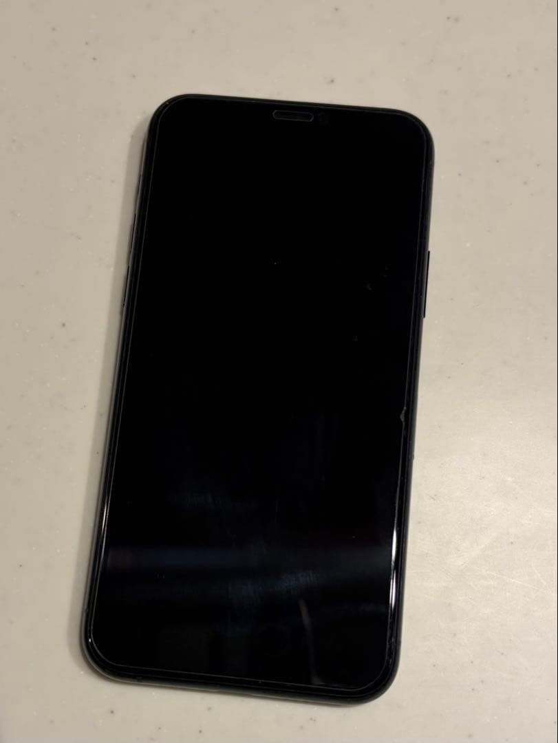 Apple iPhone 11 Pro 本体 ミッドナイトグリーン