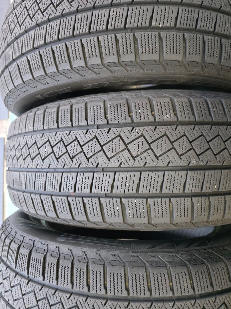 195/60R17 4本 スタッドレス ピレリアイスゼロアシンメトリコプリウス