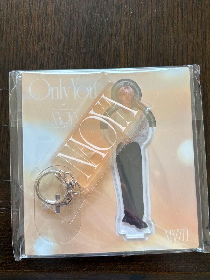 MAZZEL NAOYA OnlyYouアクスタ