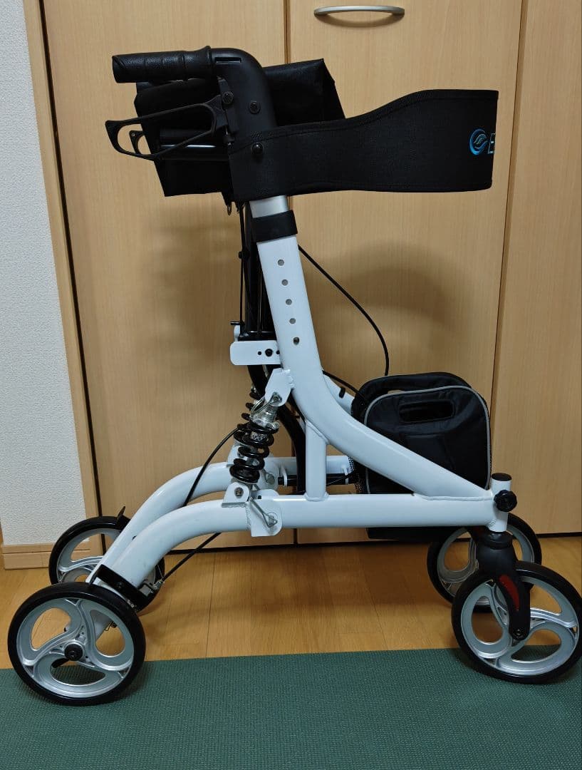美品）手押し車　シルバーカー　歩行器