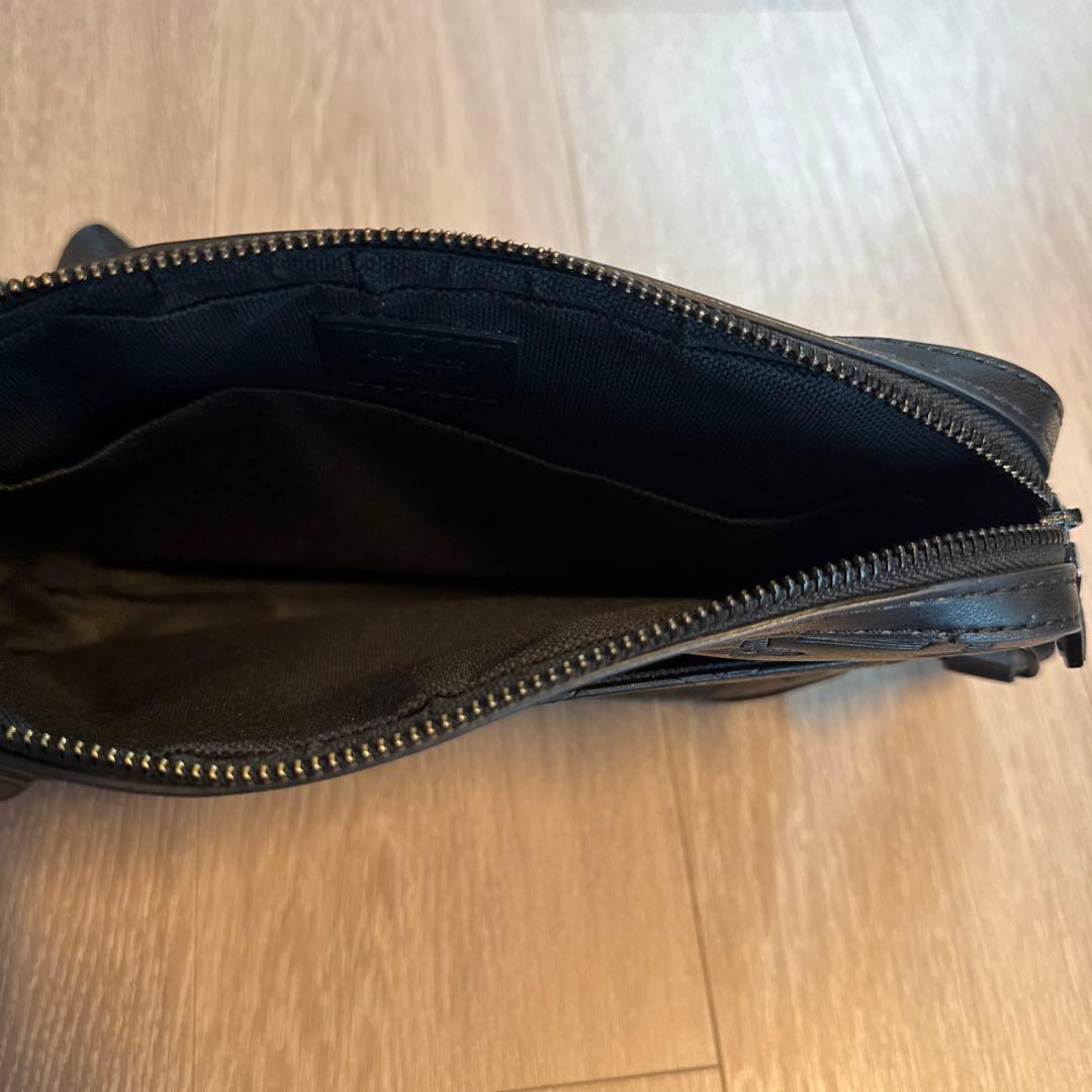 Louis Vuitton ブラック メッセンジャーバッグ