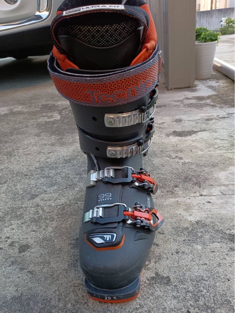 Tecnica Cochise 100 25.5 ブラック/オレンジ