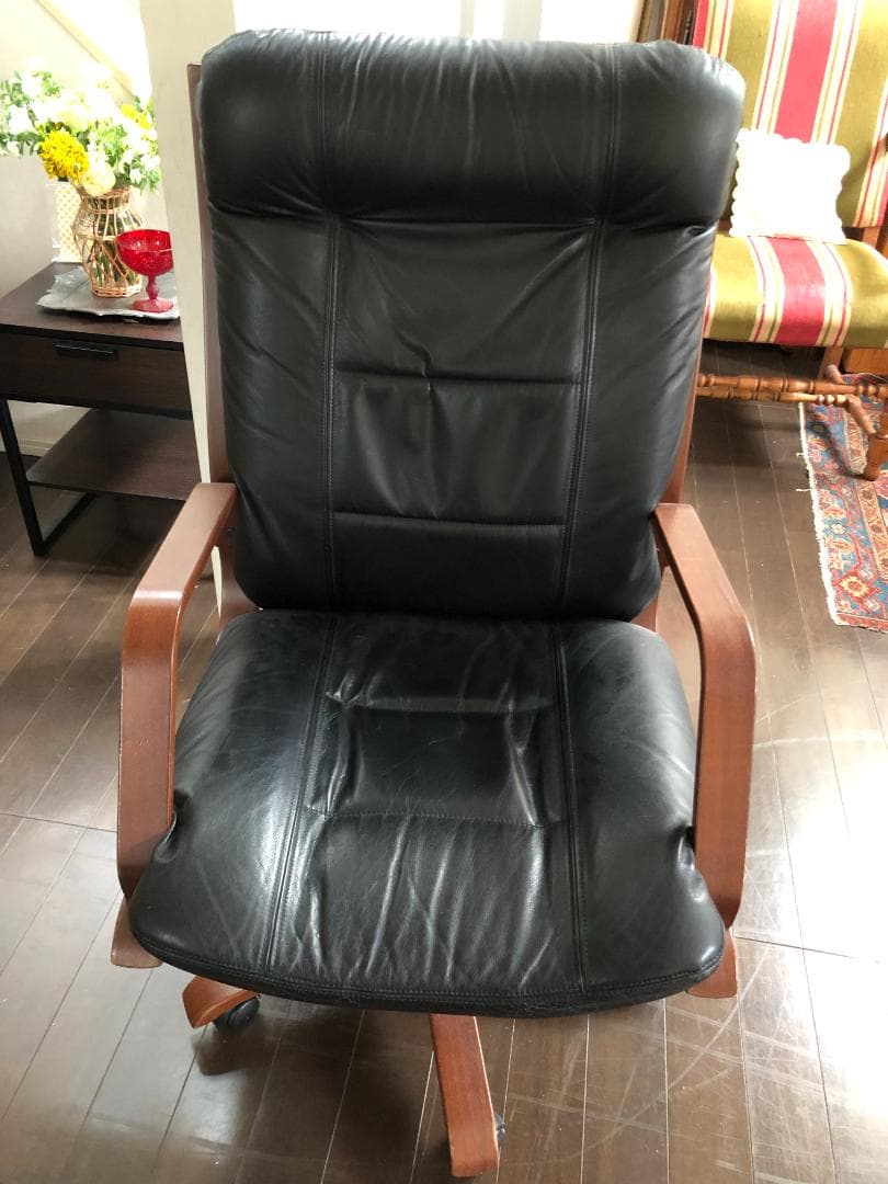 ディレクターチェアー