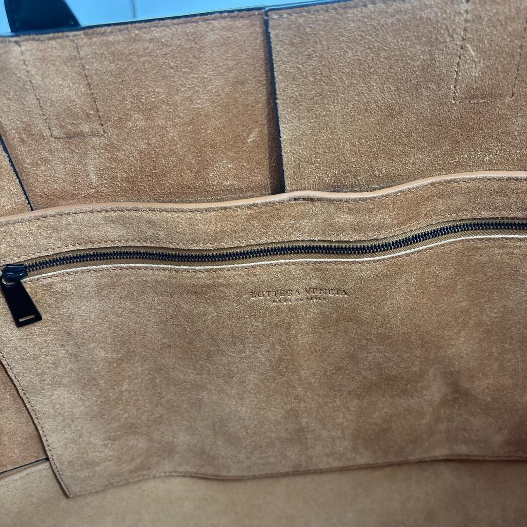 新品未使用 ボッテガヴェネタ アルコラージ マキシイントレチャート トートバッグ