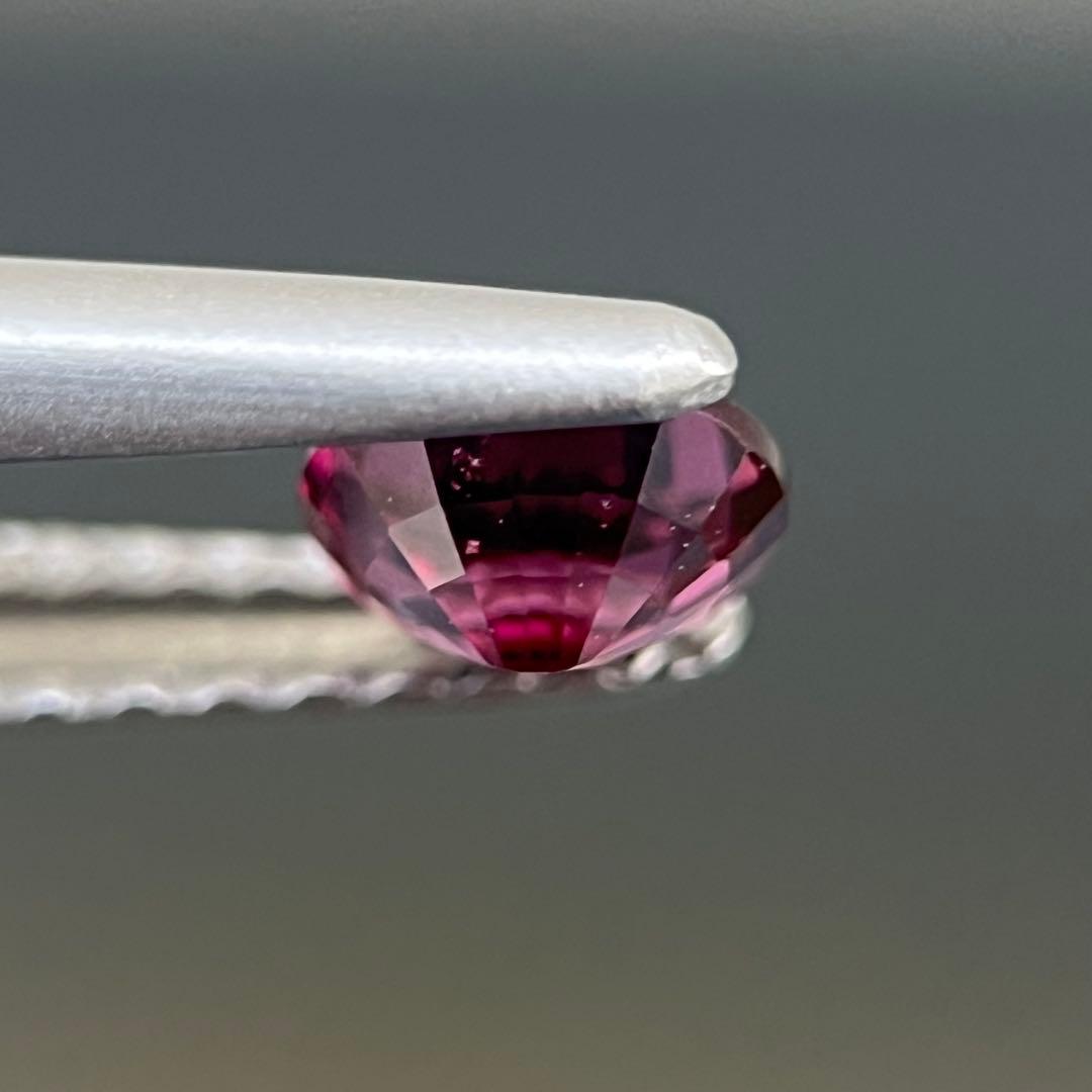 スリランカ産非加熱天然パープルスピネルルース