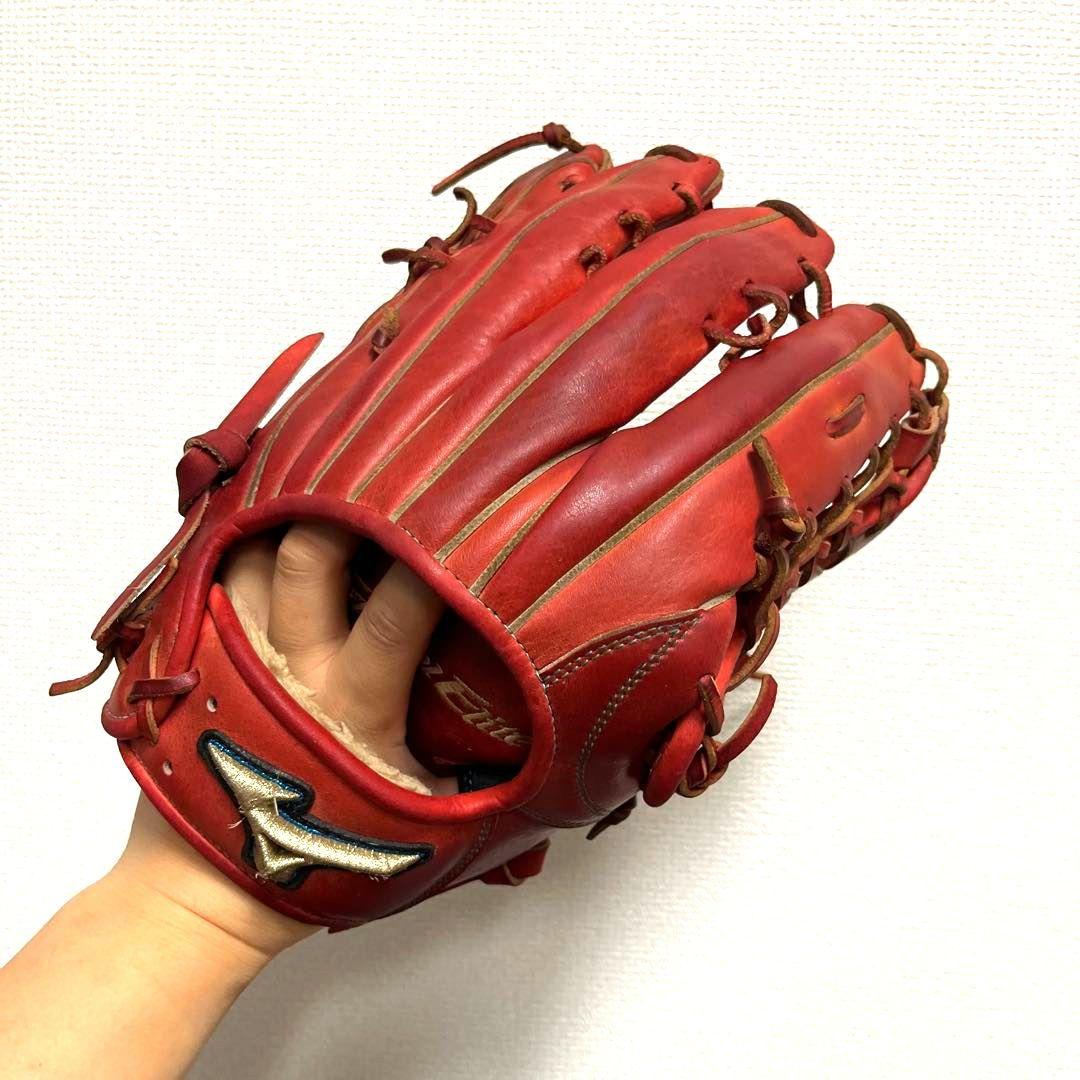 943 ミズノ グローバルエリート 型抜群 即戦力 軟式 外野手用グローブ