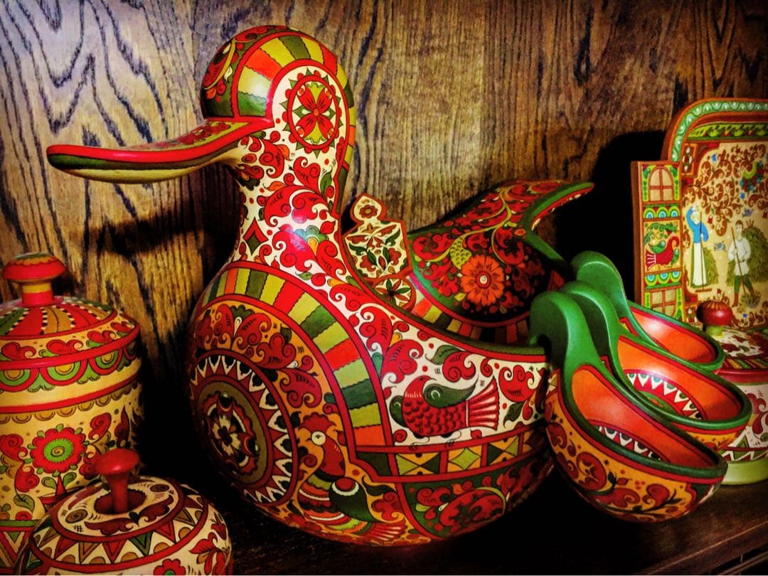 ロシア雑貨☆ヒマワリの飾り皿 直径25cm 壁掛け飾り オリガ作 マトリョーシカ