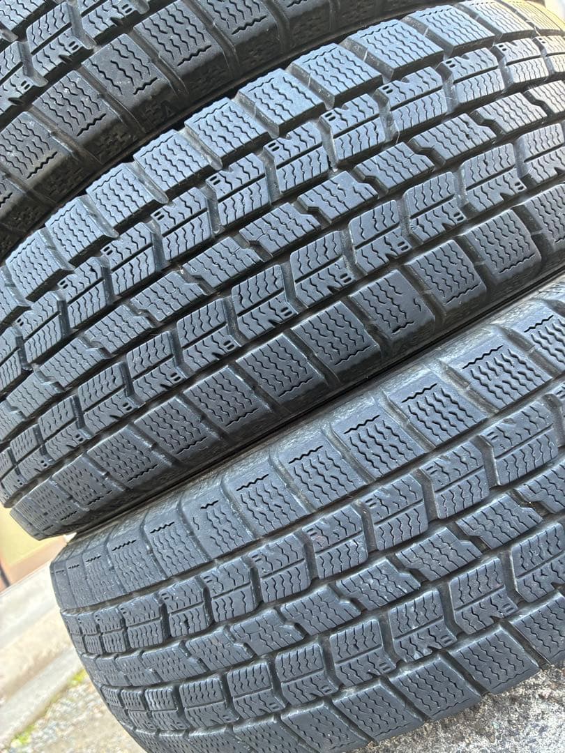 送料無料GOOD YEAR155/65R14スタッドレスタイヤ　4本