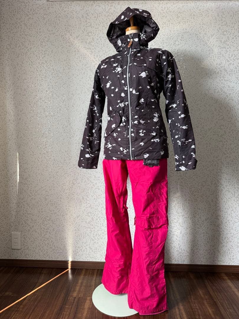 BURTON（バートン）レディース XS スノーボードウェア上下（オマケつき）