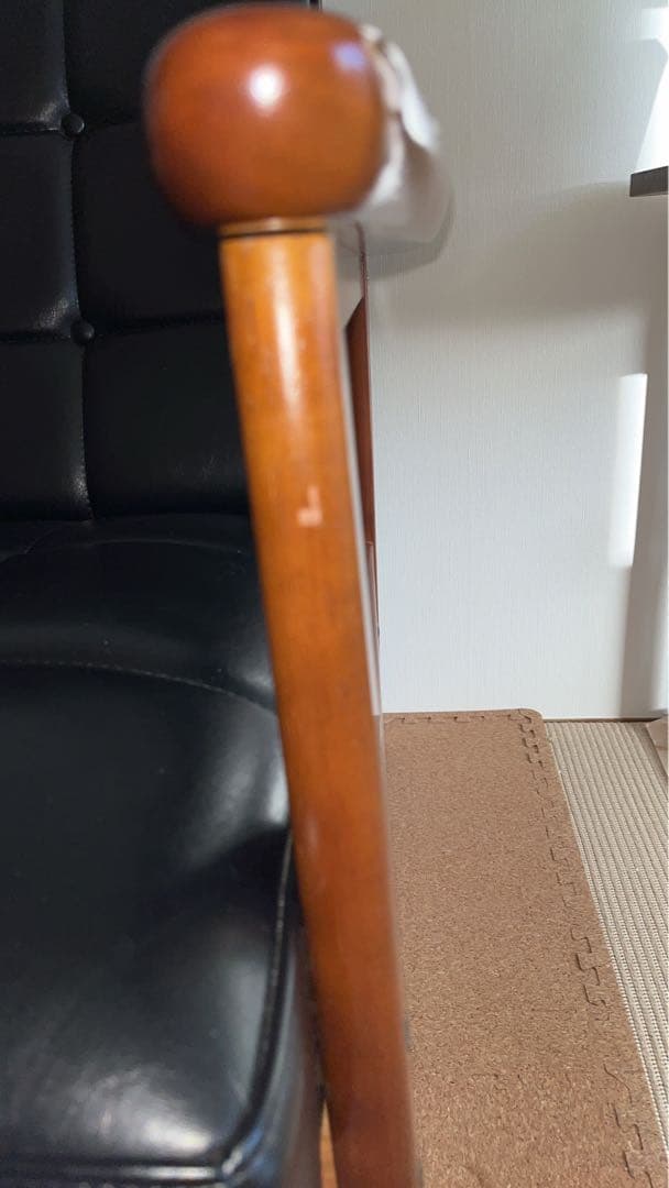 【定番人気】カリモクKチェア 1シーター ブラック レザー アームチェア