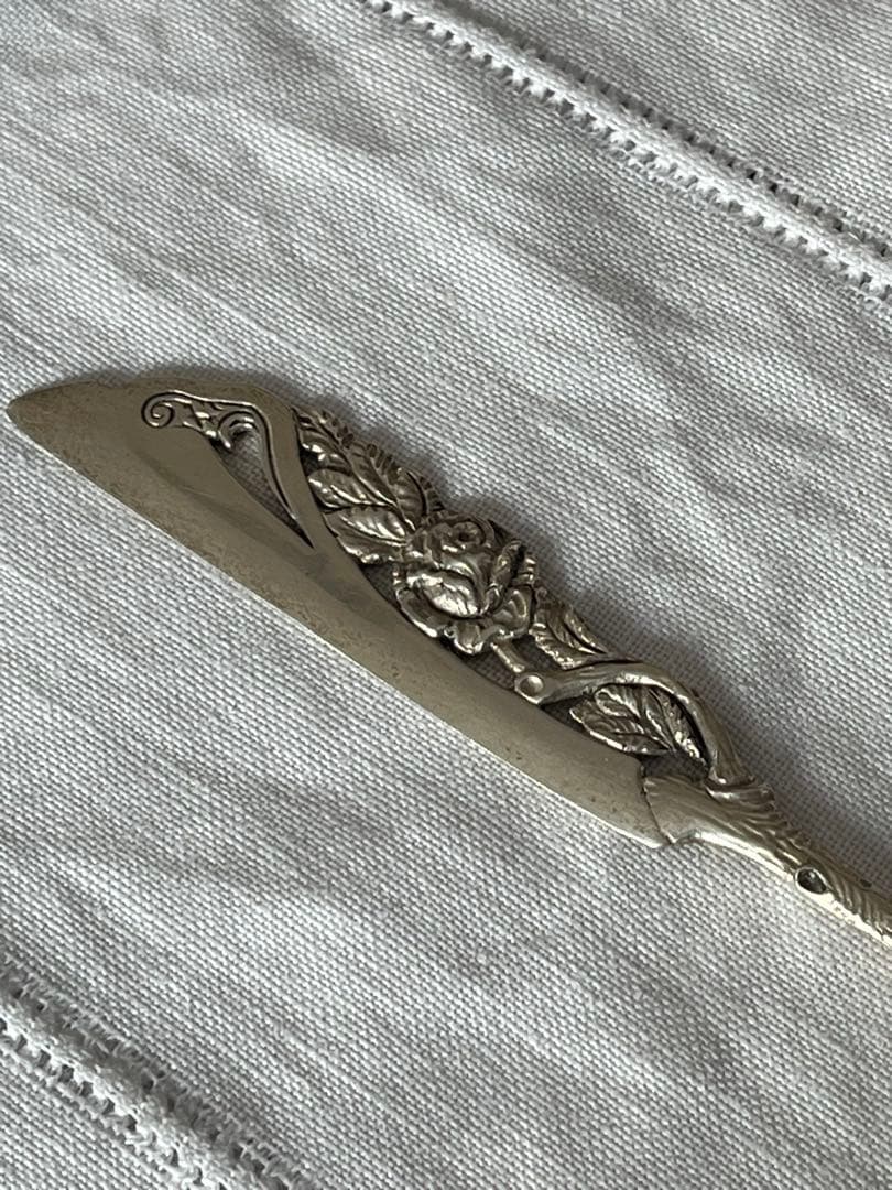 バターナイフ★シルバー835★アンティーク ★バラ柄★ピアッシング