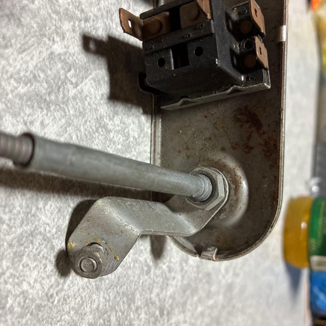 ローバーミニクラシック、センタースイッチパネル！ イグニッションキー付き