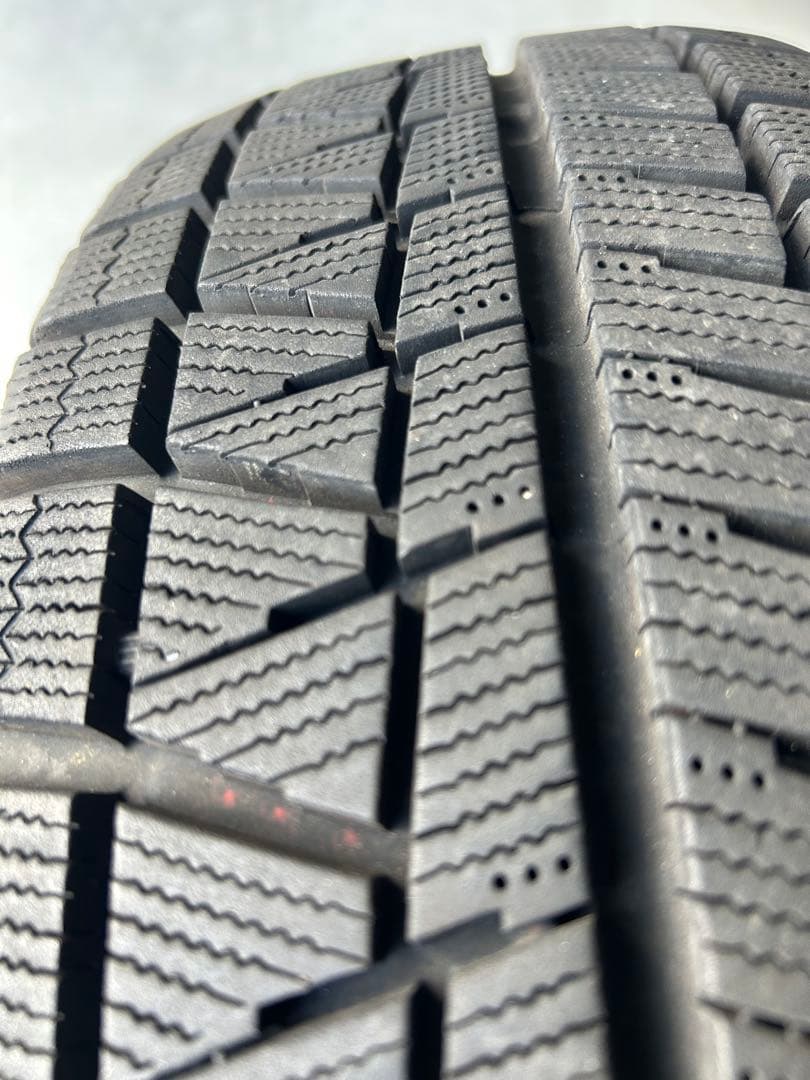 ①BRIDGESTONE アイスパートナー2 195/65R15