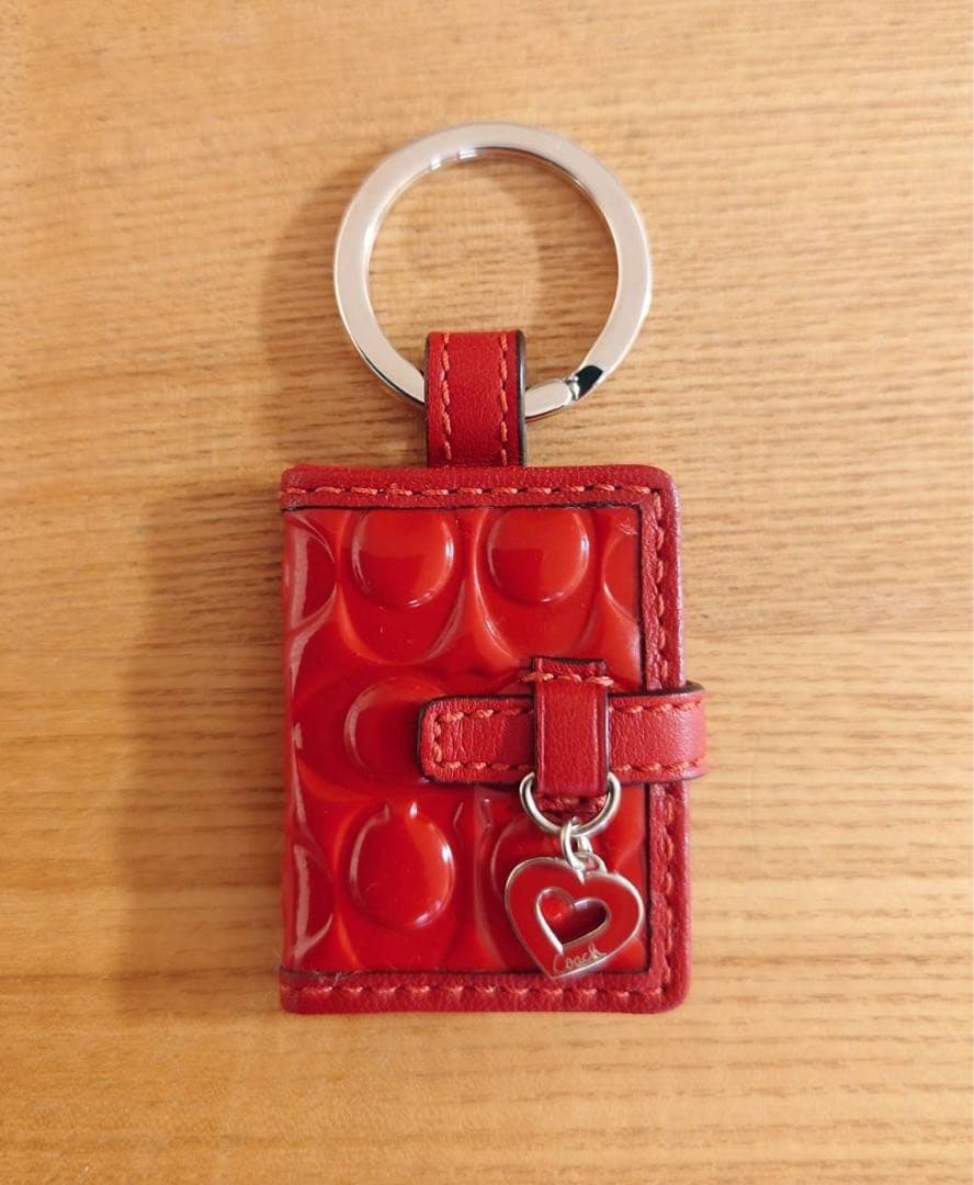 COACH コーチ 手帳 フォトフレーム キーリング チャーム エナメル ハート