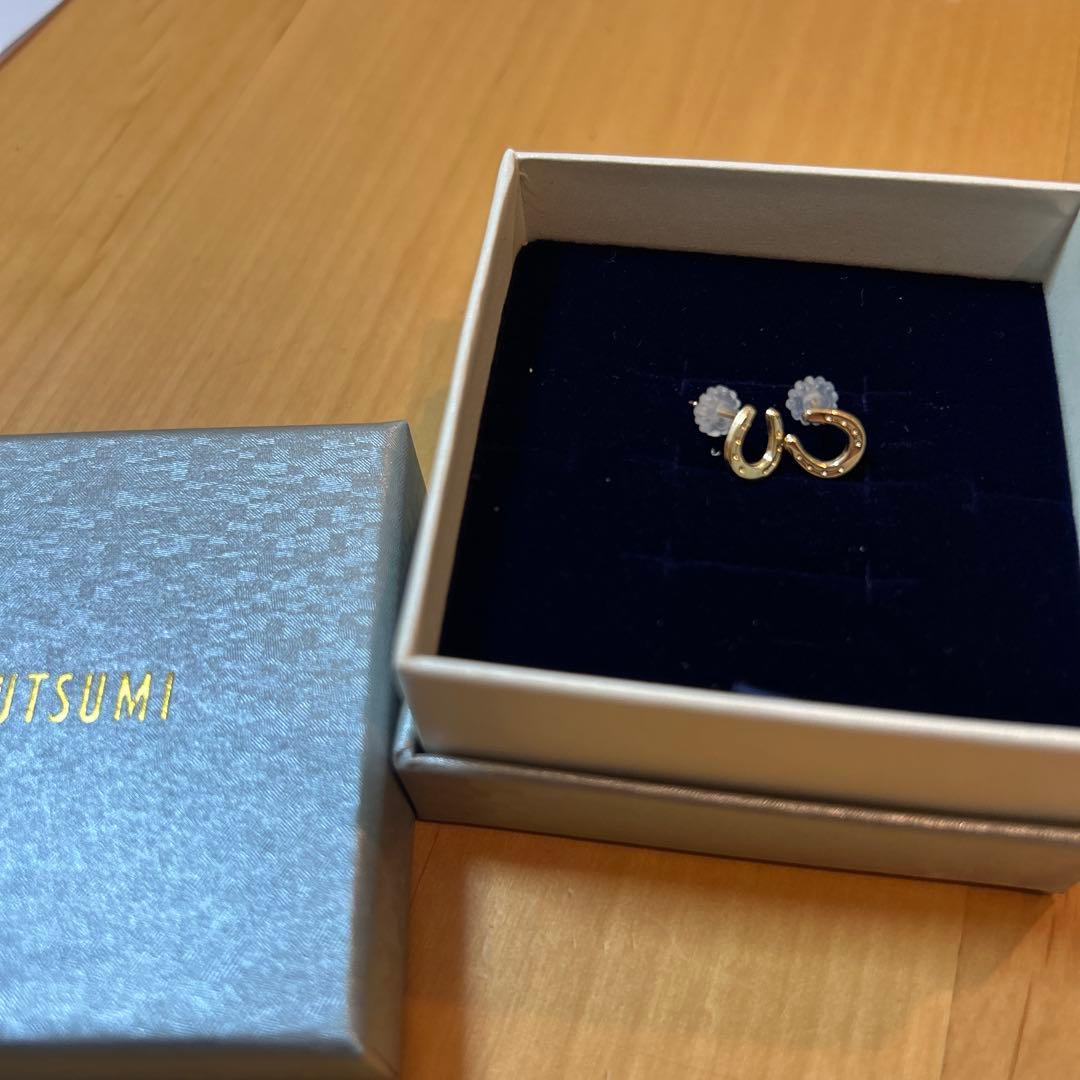 ツツミ　18KYG ピアス　ホースシュー　馬蹄TSUTSUMI