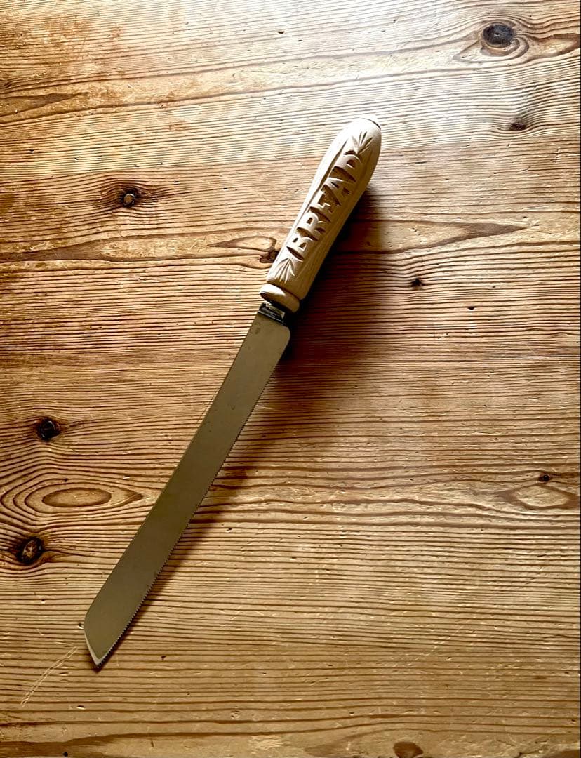 木彫ハンドル「シェフィールド」ヴィンテージのブレッドナイフ