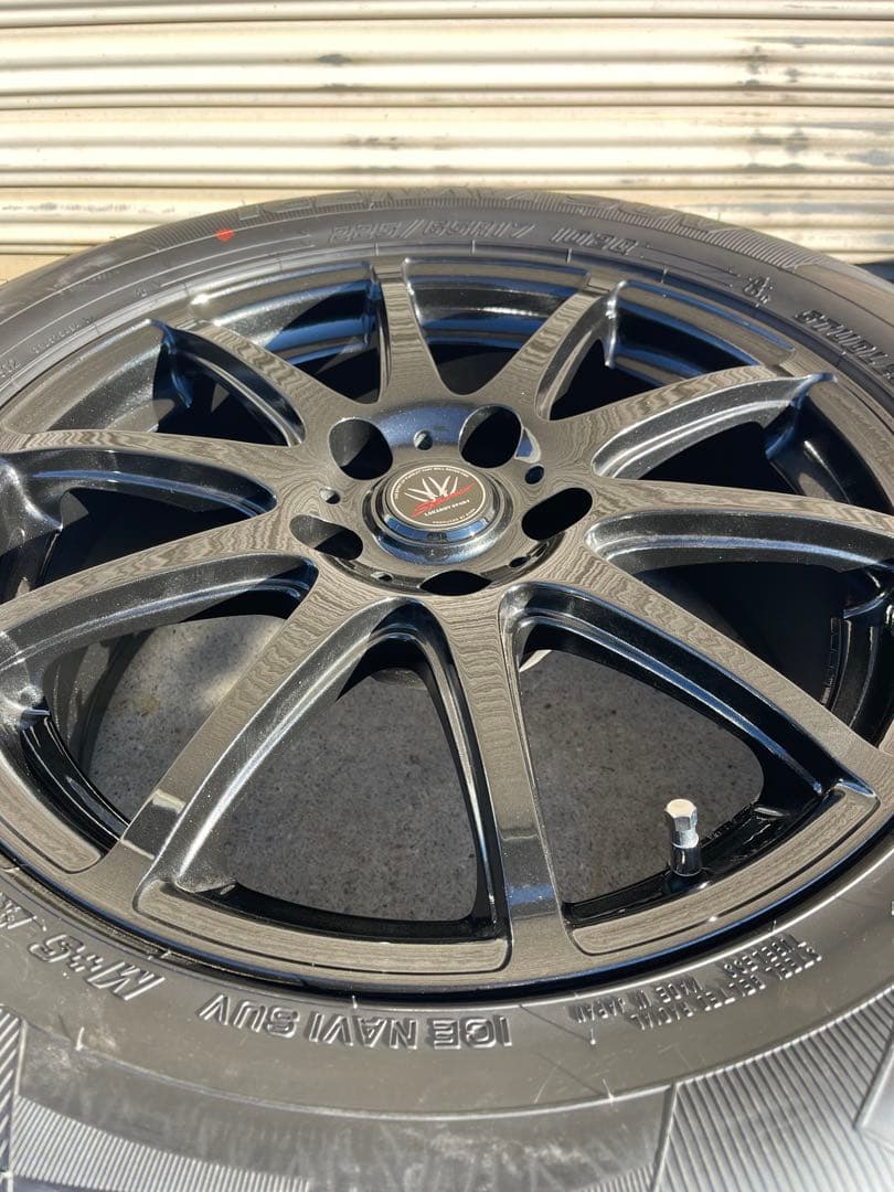 80系ハリヤー スタッドレス 17インチホイール付き 1シーズンのみバリ溝