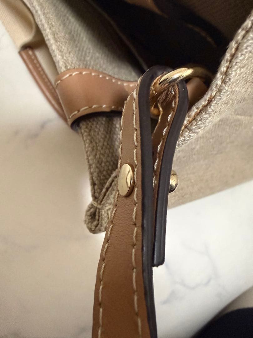 あま　Chloe WOODY SMALL トートホワイト✕ベージュ