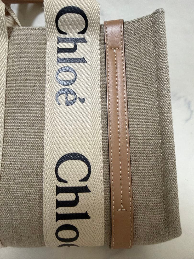 あま　Chloe WOODY SMALL トートホワイト✕ベージュ