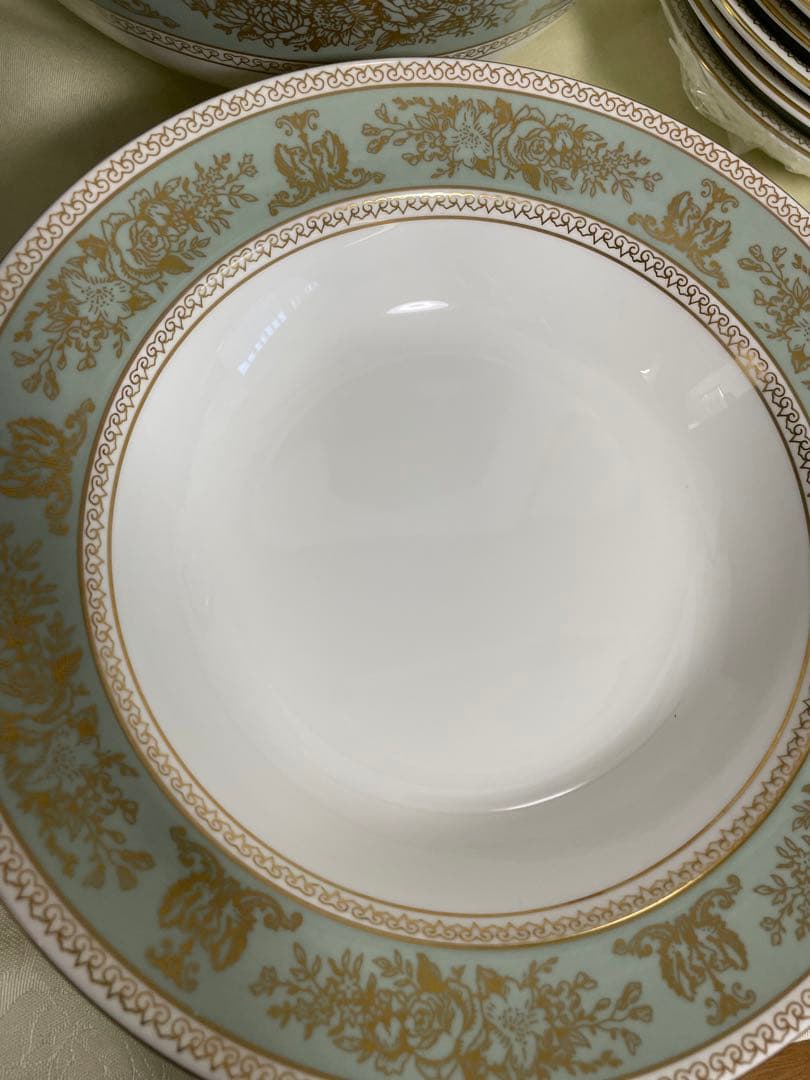 ほぼ未使用　6客さセット　ウェッジウッド　セージグリーンスープ皿20cm