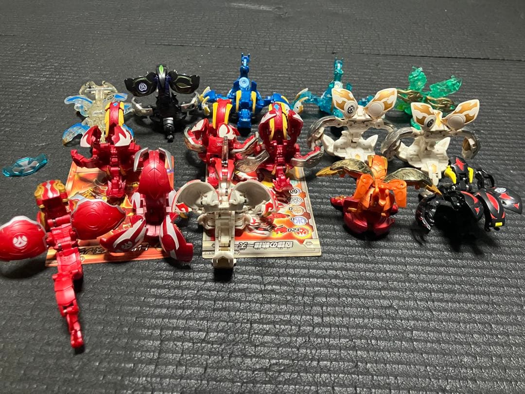 爆丸 セット まとめ売り カード付き 現状品 15体セット