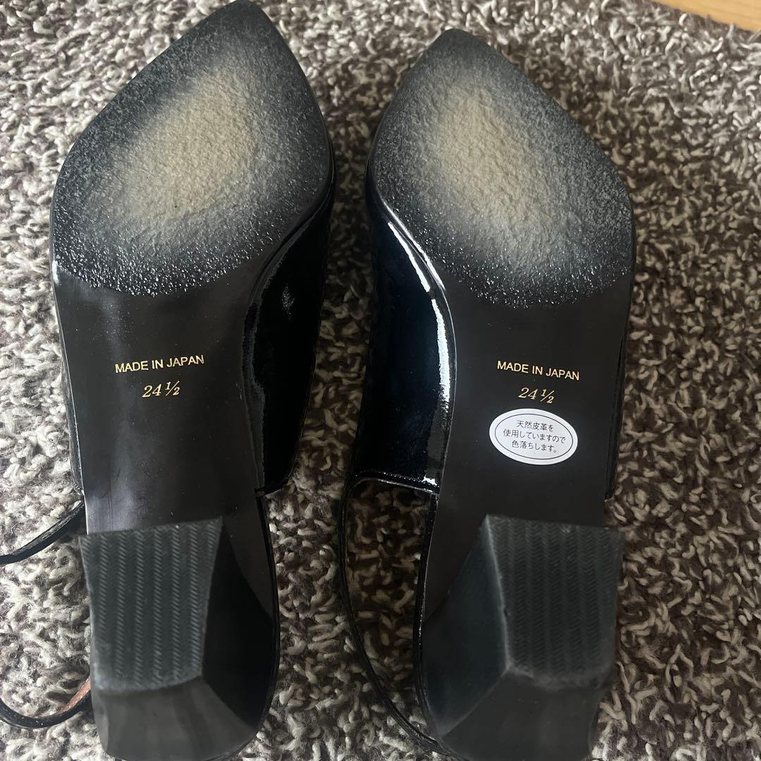 美品　RABOKIGOSHI works ストラップ付きパンプス　24.5