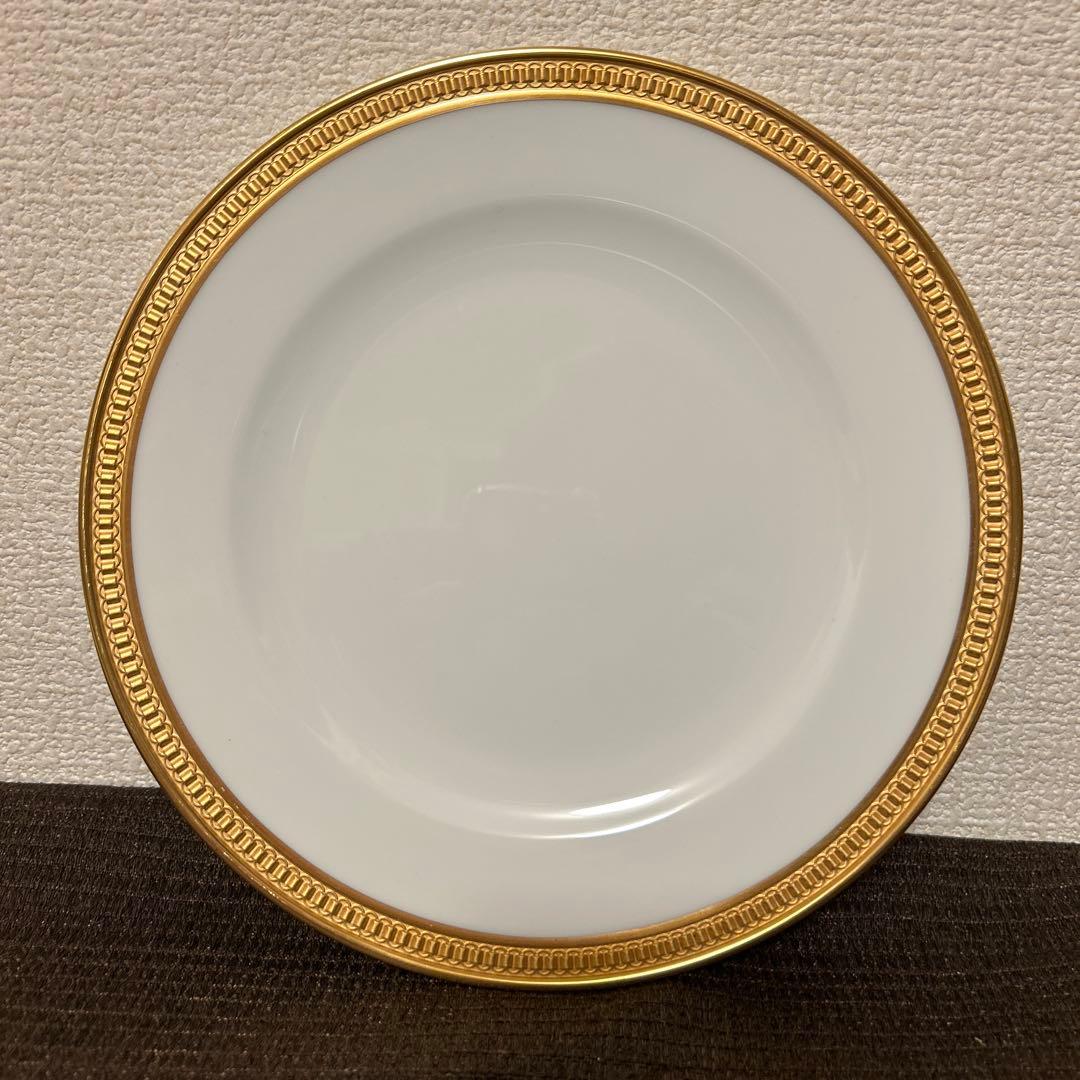 大倉陶園　クラウン　エンボス　デザートプレート　　20cm