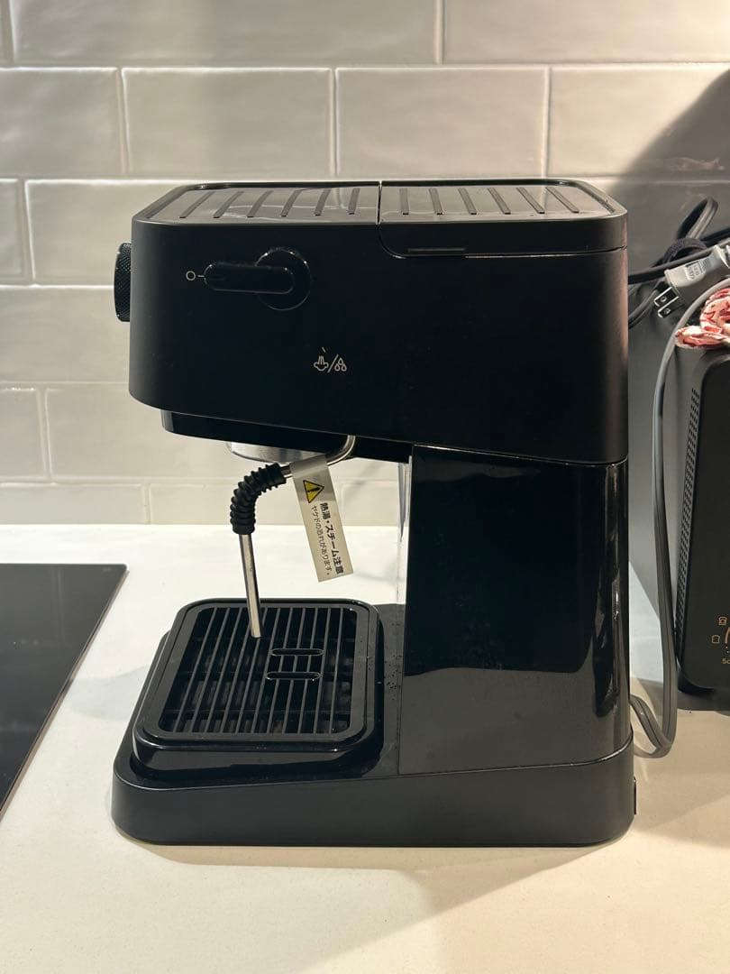 De'Longhi エスプレッソマシン ブラック